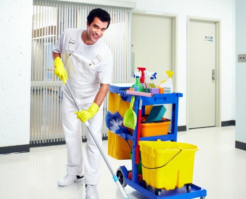 sprzątanie w biurze